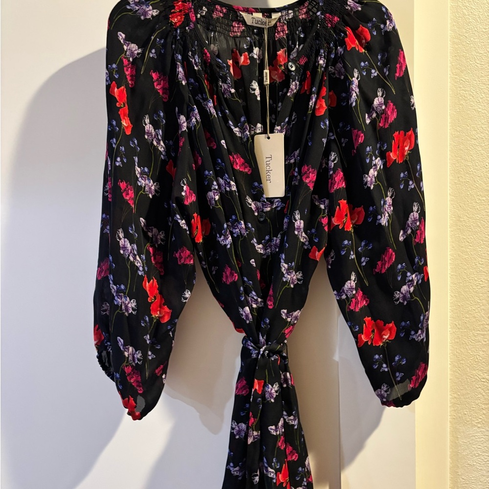 NWT Tucker NYC classic knee length dress
Midnight garden 
Size L
